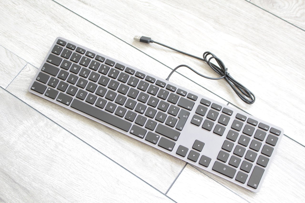 LMP USB Tastatur mit Ziffernblock space grau 18244