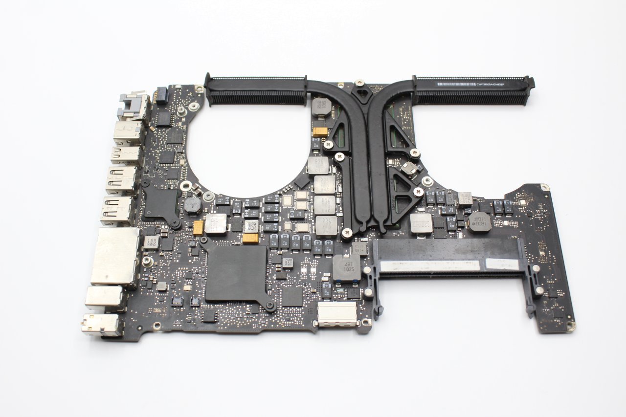 MacBook Pro 15“ A1286 2011 Logicboard 2,0 Ghz i7 820-2915 661-5850