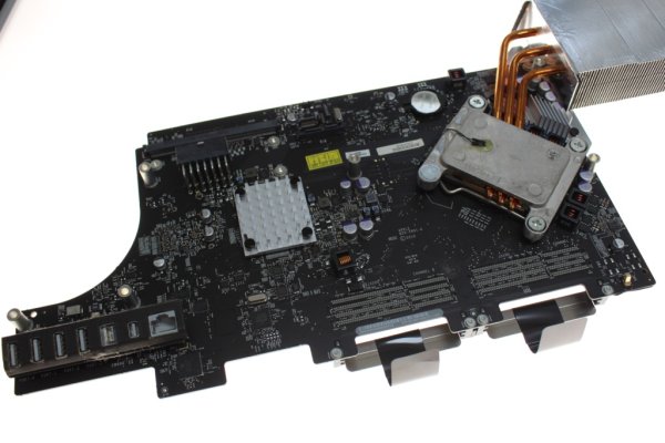 Logicboard iMac 27 inch A1312 Intel Core 2 Duo 3.06 GHz Logicboard iMac 27 inch A1312 Intel Core 2 Duo 3.06 GHz